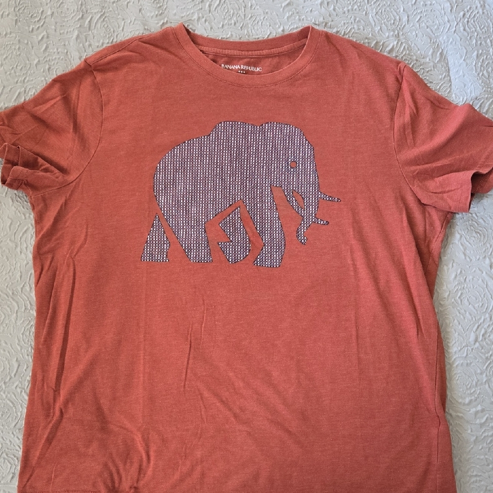 Banana Republic Women's Coral Elephant Tee